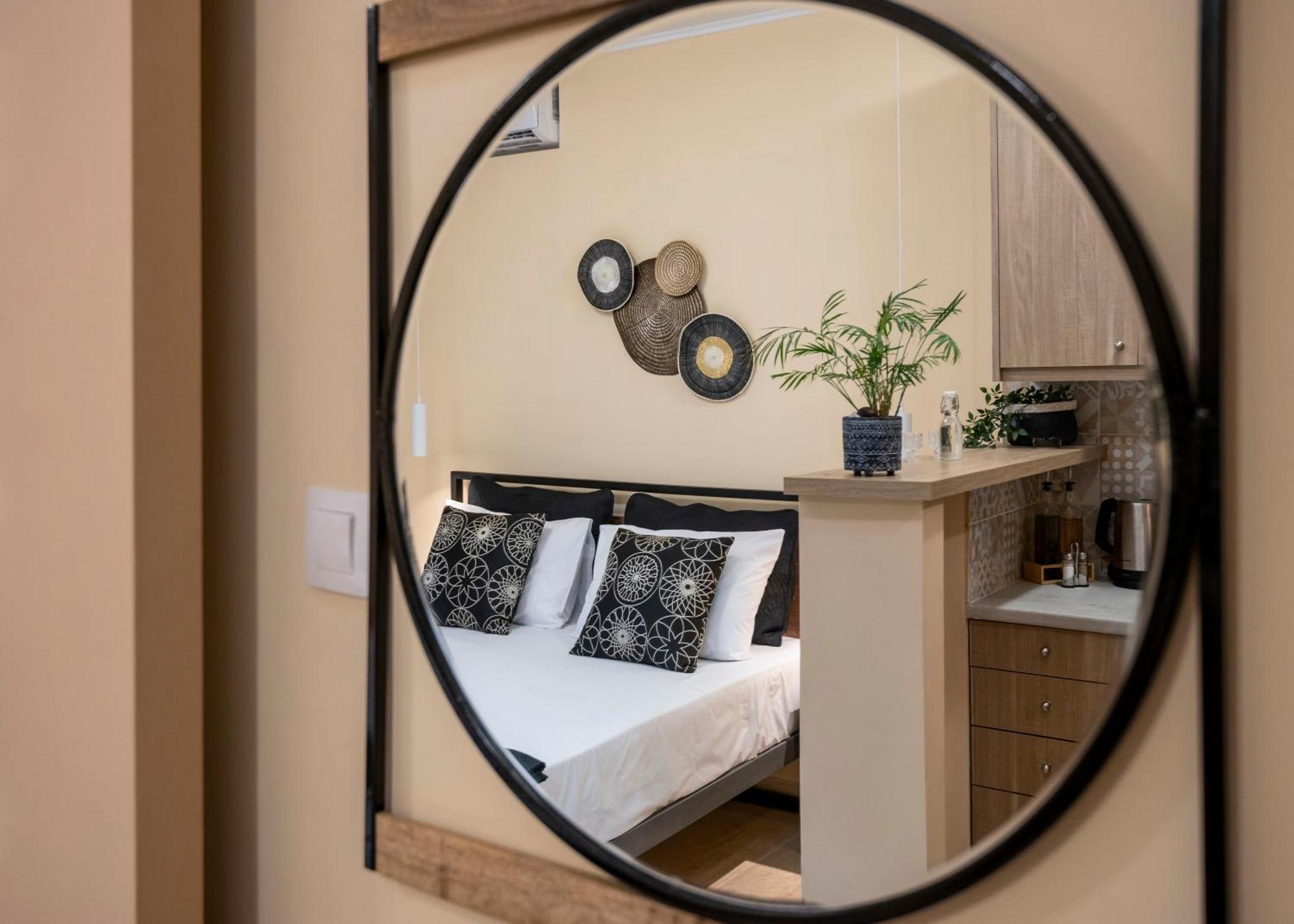 Upper Samitos Rooms Agios Andonios  ภายนอก รูปภาพ